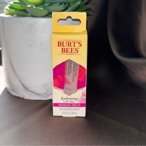 Burt's Bees Passion Fruit Hydrating Lip Oil - Yellow and Pink